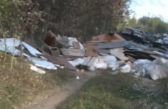 В Твери обнаружили несанкционированную свалку бытовых отходов В Твери обнаружили несанкционированную свалку бытовых отходов