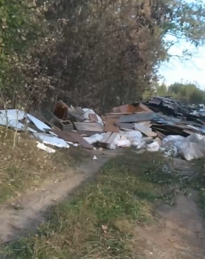 В Твери обнаружили несанкционированную свалку бытовых отходов