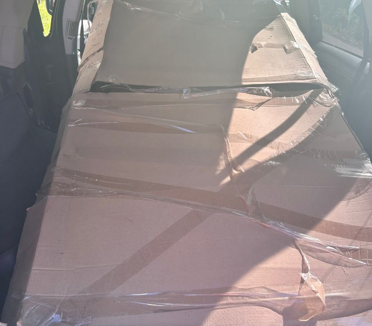 Пострадавшему от атаки дронов торопчанину помогли жители соседнего округа