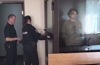 В Твери заключен под стражу парень, который поджигал шины в подъездах