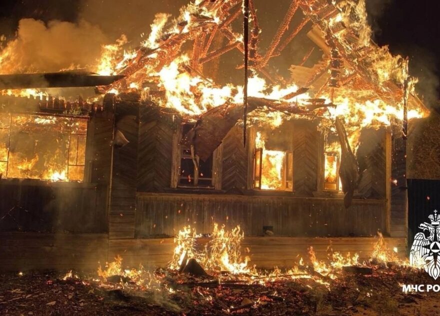 Жителей Тверской области просят помочь погорельцам