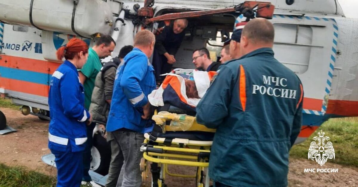 13-летнюю девочку срочно доставили в Тверь на вертолете