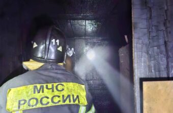 В Тверской области разгорелся пожар в жилом доме