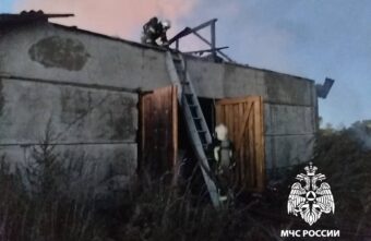 Под Тверью ликвидировали пожар в зернохранилище