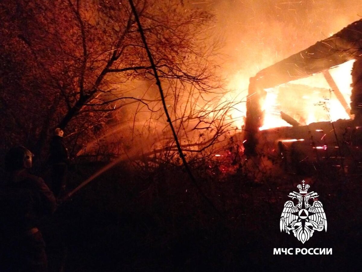 В Тверской области сгорел частный дом В Тверской области сгорел частный дом