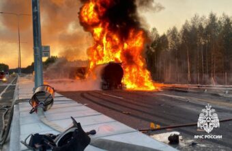 Водитель бензовоза погиб в ДТП на трассе М-11 под Тверью Водитель бензовоза погиб в ДТП на трассе М-11 под Тверью