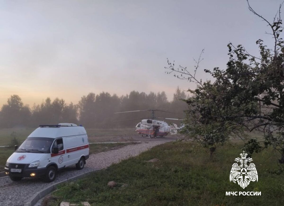 В Тверь на вертолёте экстренно доставили мужчину