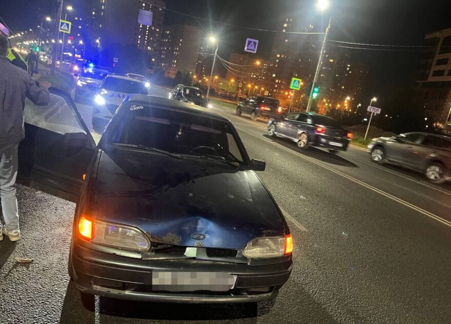 Водитель ВАЗа сбил женщину на пешеходном переходе в Твери