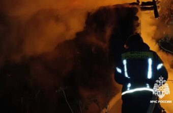 В Тверской области дотла сгорела заброшка