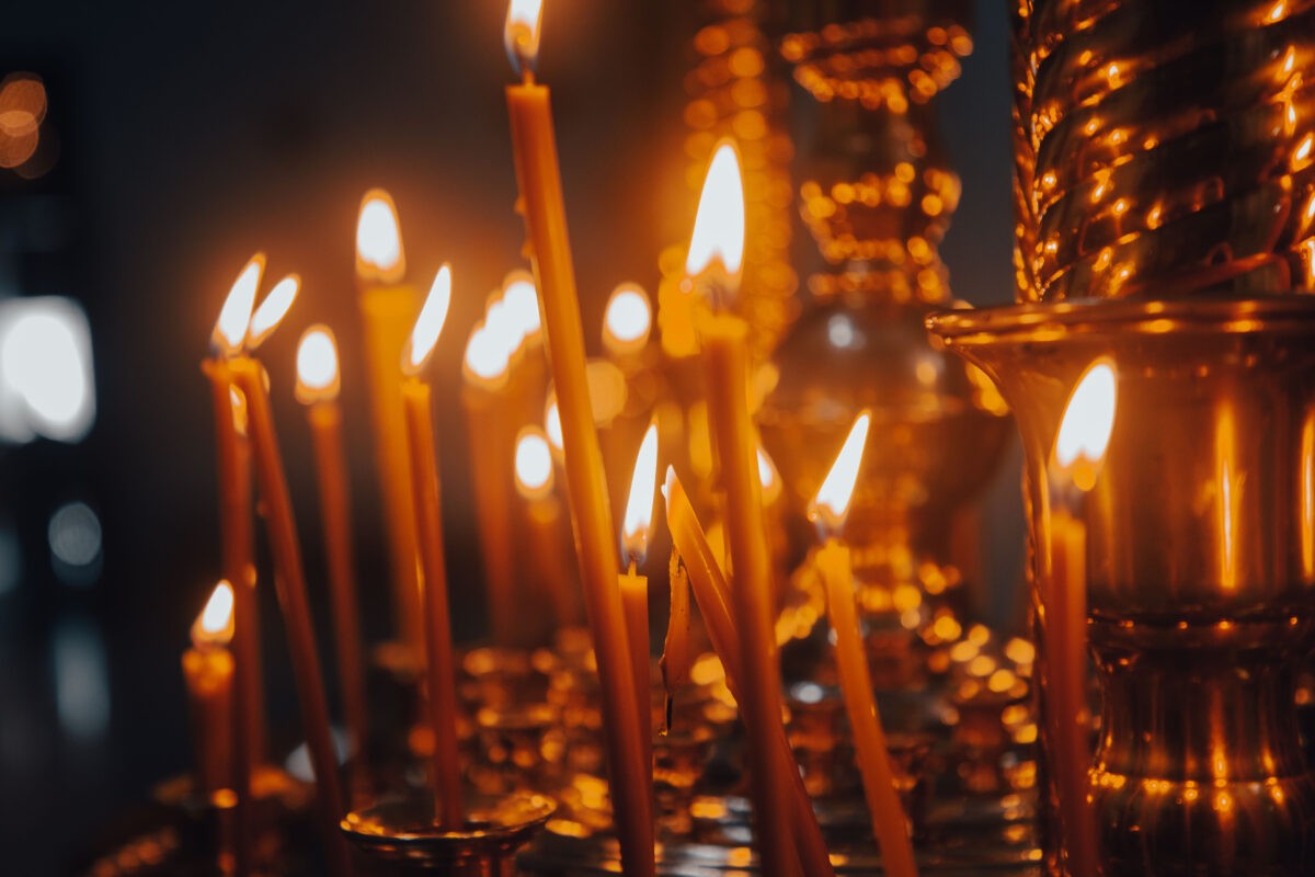 В Тверской области проводят в последний путь бойца Алексея Константинова