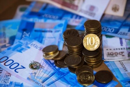 Россиянам рассказали, кому повысят пенсии в октябре Россиянам рассказали, кому повысят пенсии в октябре