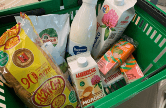 Названы продукты, хранить в холодильнике которые опасно для здоровья