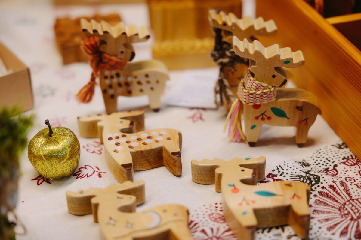 Ремесленники и предприниматели Тверской области могут получить поддержку в продвижении своей продукции