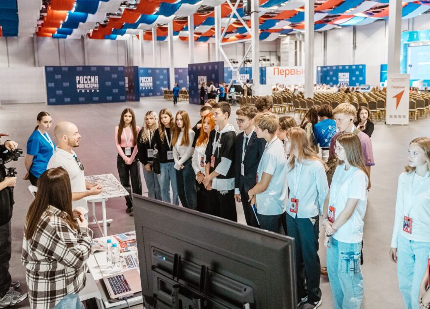 На форуме «МедиаПрофориентация» школьники смогли пообщаться с журналистами РИА Верхневолжье