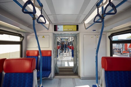 Под Химками загорелась электричка, следовавшая в Тверскую область Под Химками загорелась электричка, следовавшая в Тверскую область