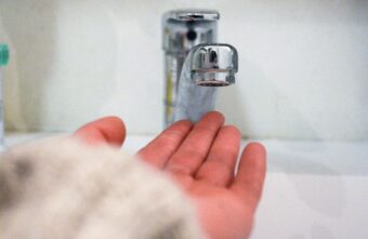 В Твери жильцы нескольких домов остались без холодной воды