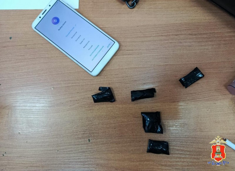 В Твери задержали женщину, которая распространяла наркотики