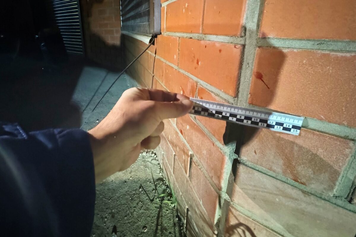 Возле ночного заведения в Тверской области нашли тело мужчины