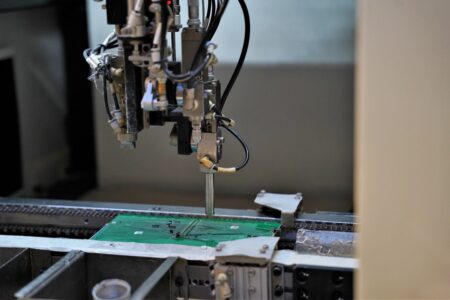 В Тверской области открыли серийное производство системы регулирования температуры воздуха в купе поездов В Тверской области открыли серийное производство системы регулирования температуры воздуха в купе поездов