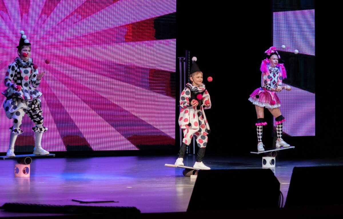 Коллективы из Тверской области вошли в число победителей циркового фестиваля «Праздник нашего детства»