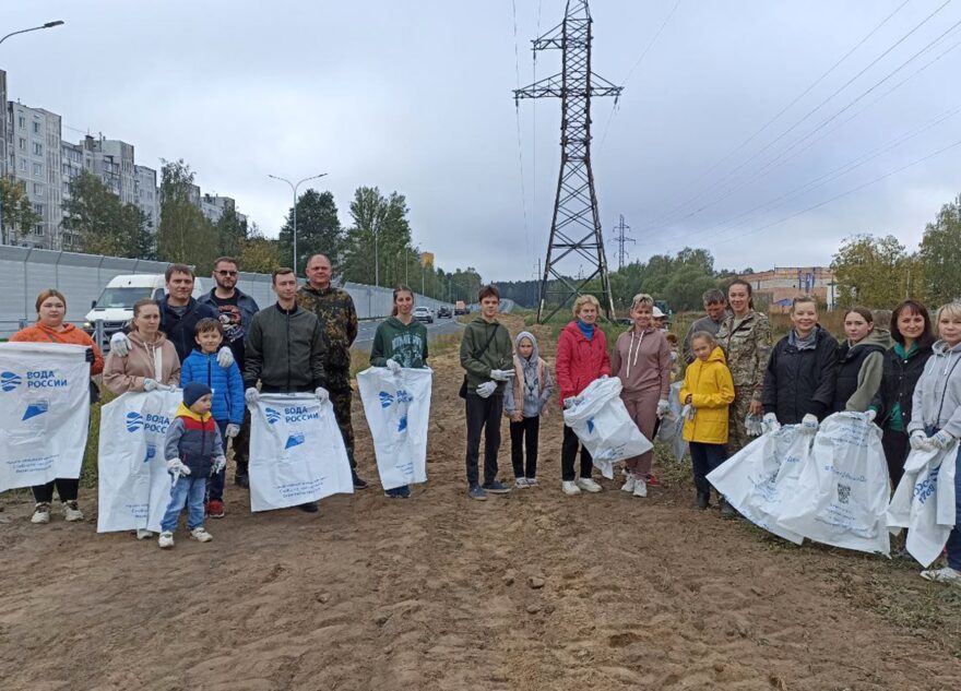В Твери собрали больше 150 кубометров мусора