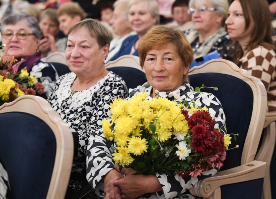 Игорь Руденя: Мы выросли на ваших примерах самоотверженного служения своей стране Игорь Руденя: Мы выросли на ваших примерах самоотверженного служения своей стране