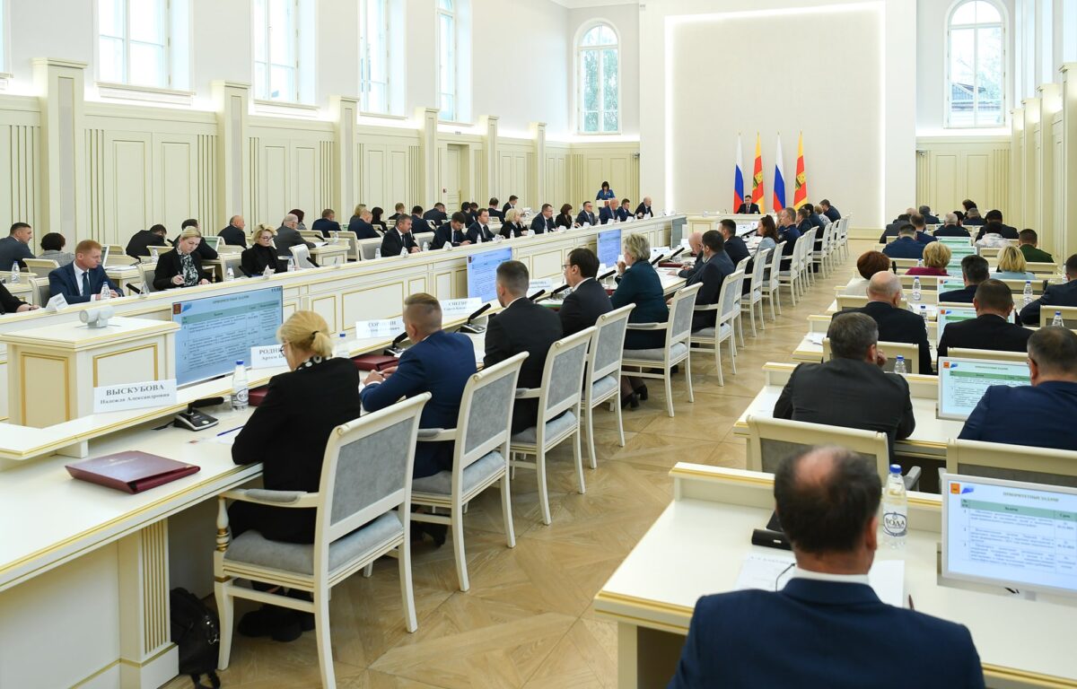 Игорь Руденя: в Тверской области поддержка семей, создание условий для рождения и воспитания детей являются первоочередными задачами