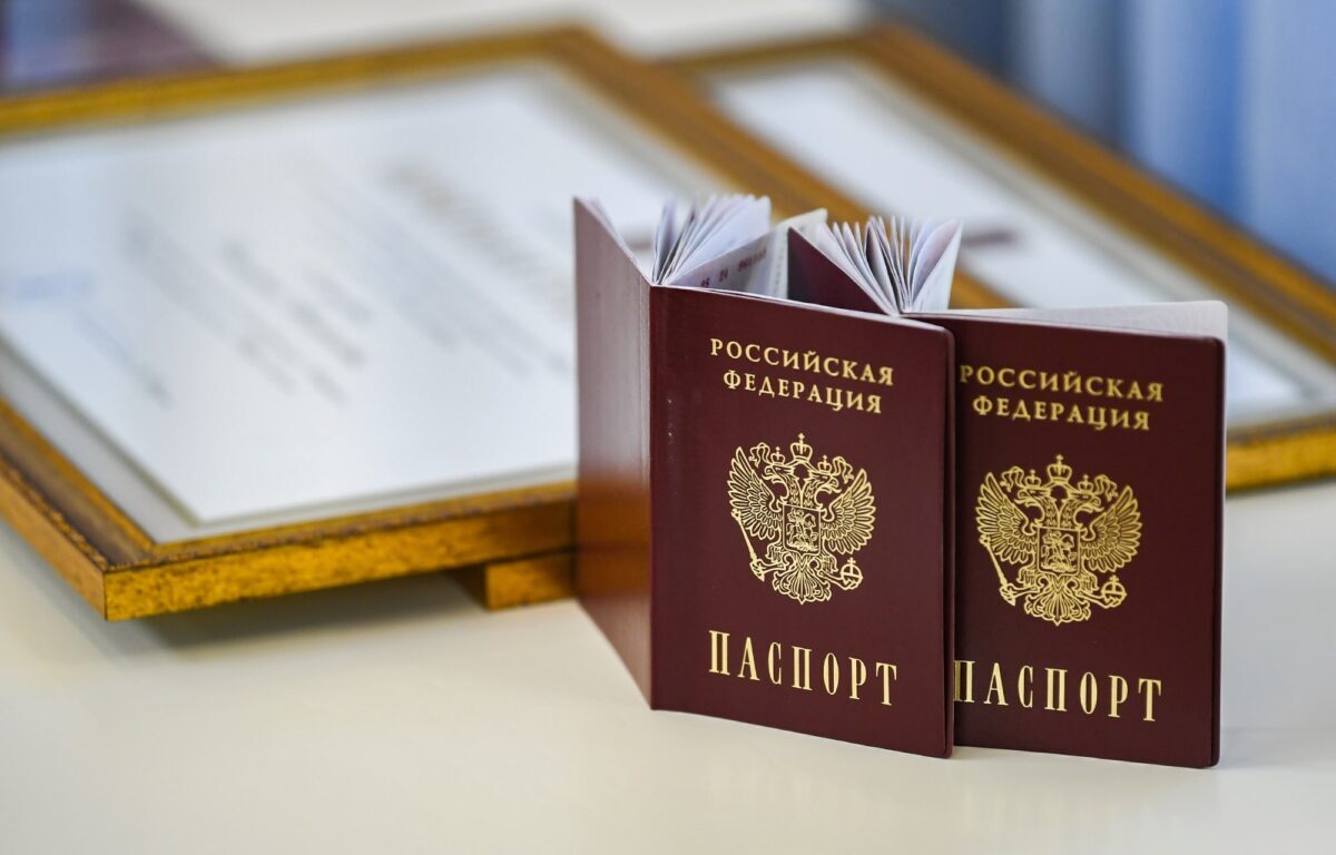 Игорь Руденя вручил жителям Тверской области государственные и региональные награды