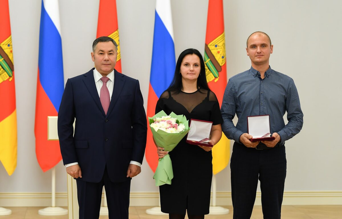 Игорь Руденя вручил жителям Тверской области государственные и региональные награды