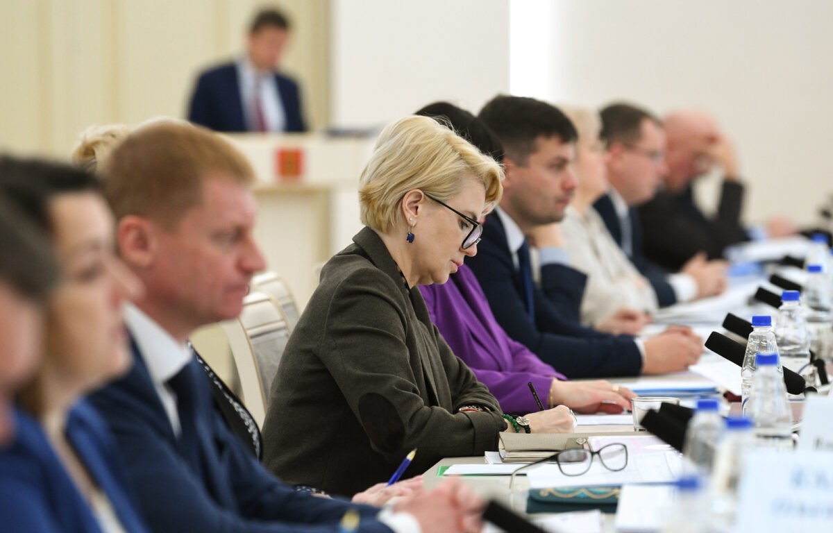 На заседании правительства Тверской области рассмотрен проект регионального бюджета на 2025-2027 годы