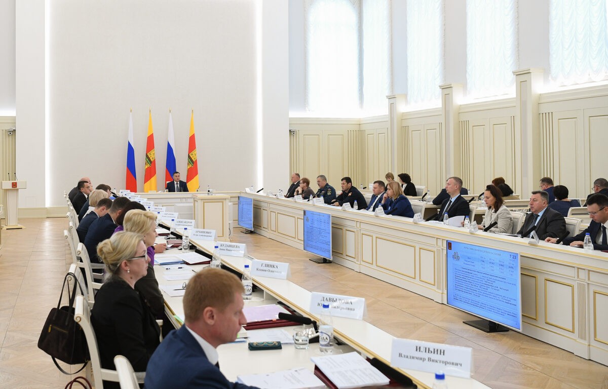 На заседании правительства Тверской области рассмотрен проект регионального бюджета на 2025-2027 годы