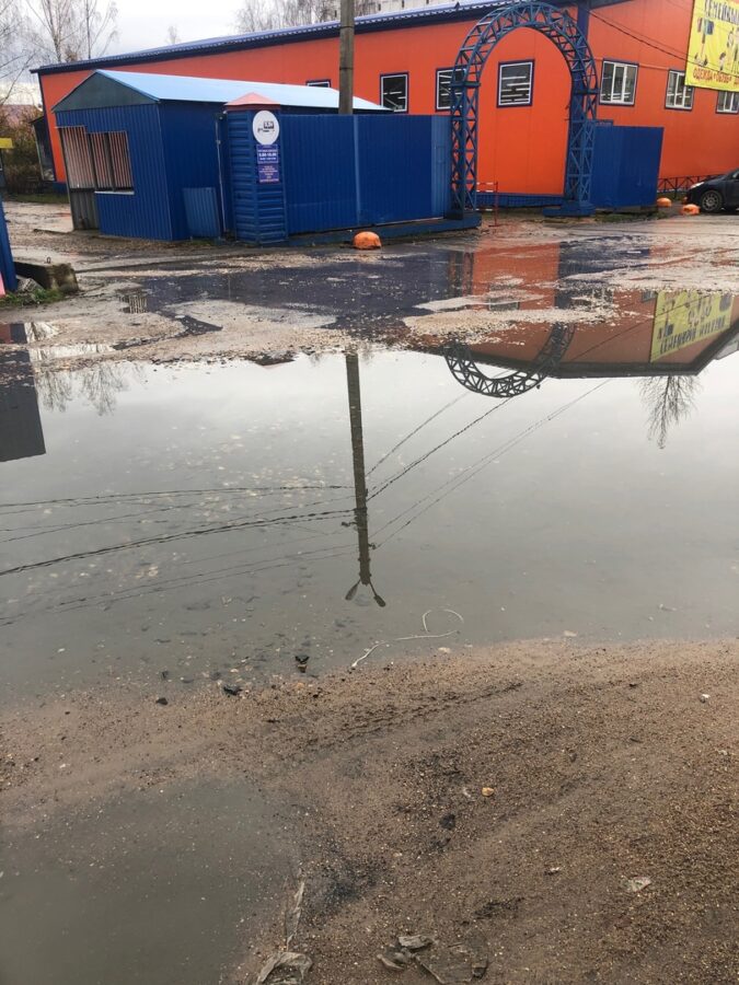 Жители Тверской области не могут сходить на рынок из-за зловонного запаха