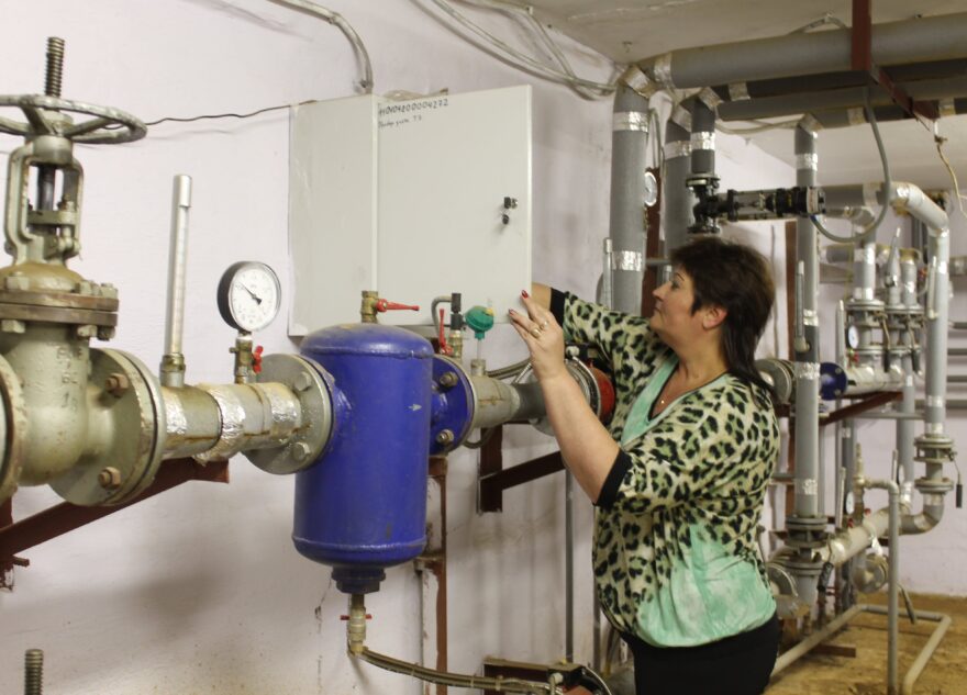 В 90% школ и детских садов Твери пришло тепло