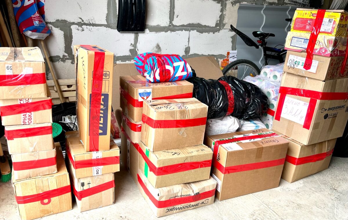 Жители Тверской области отправили в зону СВО большой гуманитарный груз