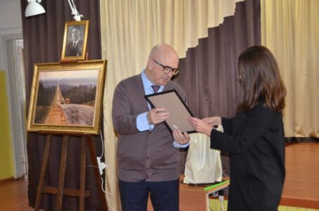 Уникальная выставка одной картины открылась в Вышневолоцком округе Уникальная выставка одной картины открылась в Вышневолоцком округе