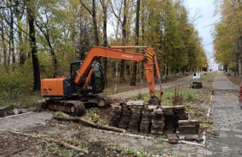 В Калязине начали благоустройство Парка Победы В Калязине начали благоустройство Парка Победы