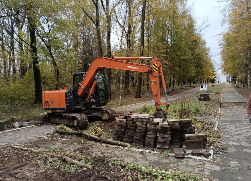 В Калязине начали благоустройство Парка Победы