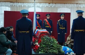 В Тверской области простились с погибшим на спецоперации Андреем Каштаевым В Тверской области простились с погибшим на спецоперации Андреем Каштаевым