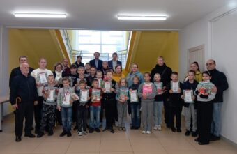 «Единая Россия» поздравляет воспитателей и учителей Тверской области с профессиональным праздником