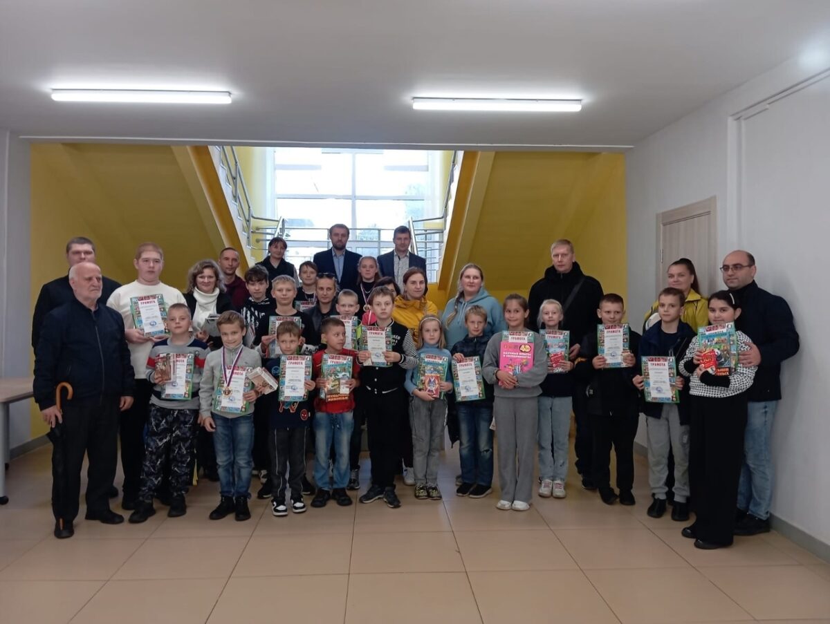 «Единая Россия» поздравляет воспитателей и учителей Тверской области с профессиональным праздником