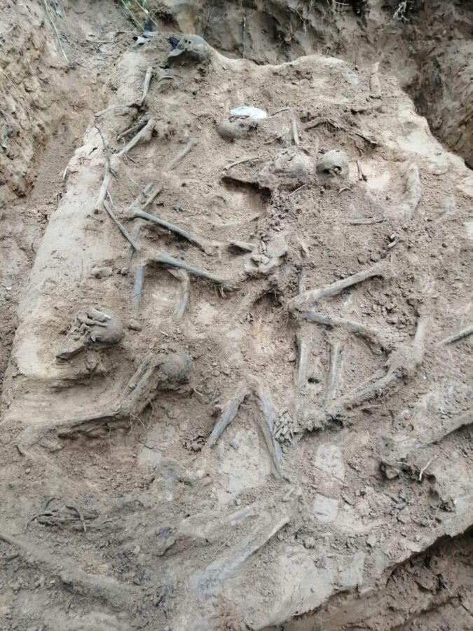 Тверские поисковики нашли неучтенное захоронение красноармейцев