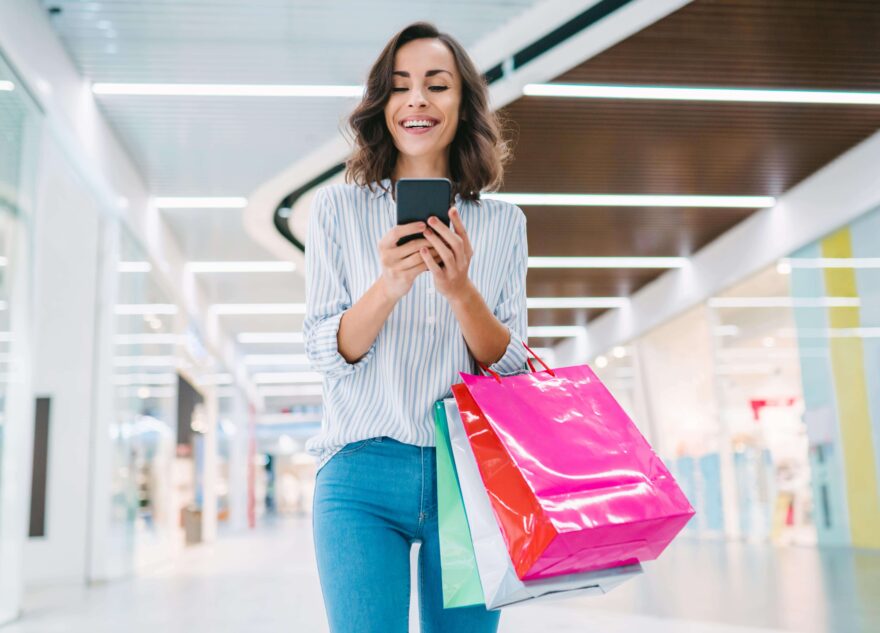 В Твери смартфоны стали чаще оплачивать по частям