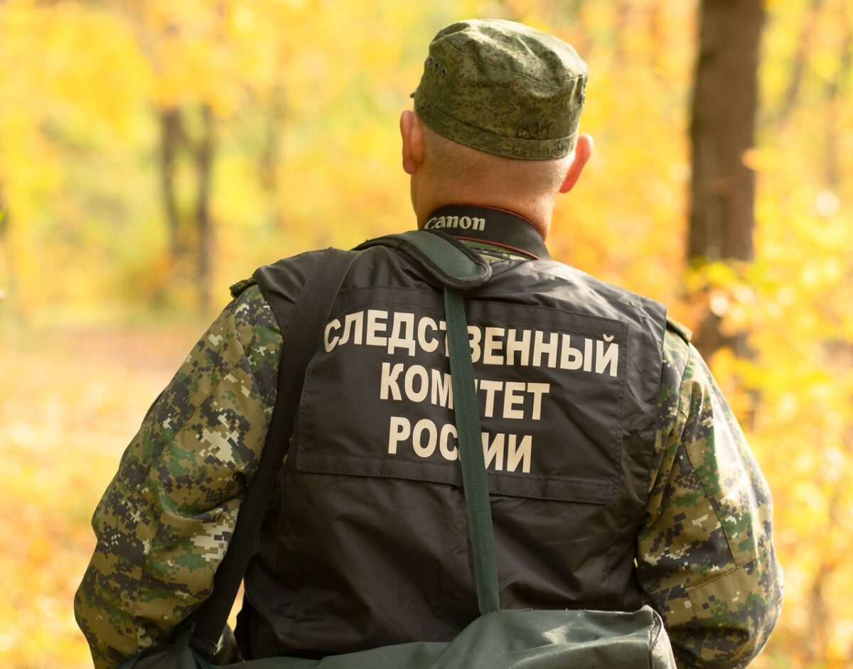 Тело мужчины нашли возле дома под Тверью