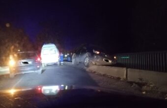 В Тверской области автомобиль чуть не вылетел с моста