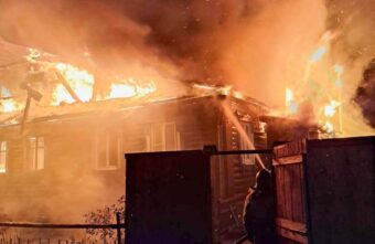 В Удомле сгорел жилой дом