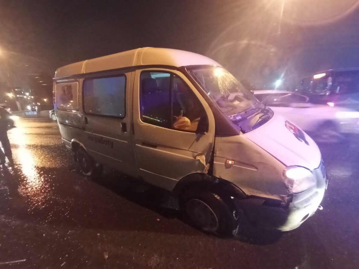 Из-за массового ДТП в Твери образовалась пробка