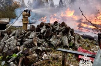 Мужчину доставили в больницу после пожара в Тверской области Мужчину доставили в больницу после пожара в Тверской области