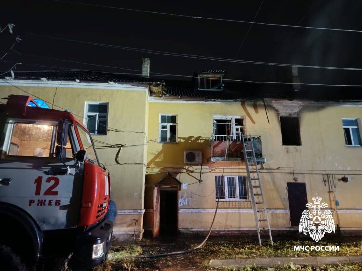 Оставленная без присмотра электроплитка привела к пожару в Тверской области