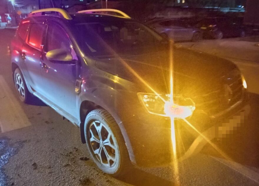 Водитель "Рено" сбил мужчину на зебре в Твери