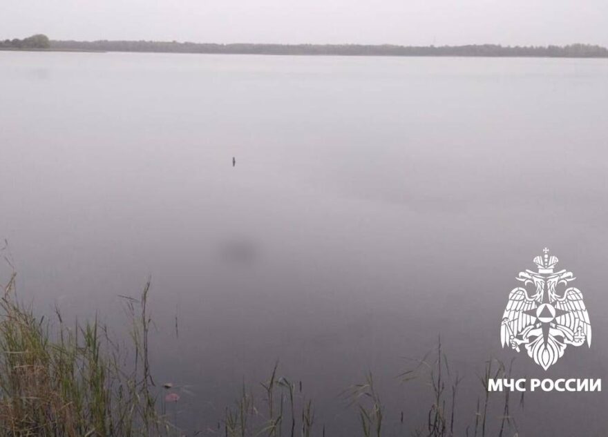 В Тверской области из озера достали тело утопленника В Тверской области из озера достали тело утопленника